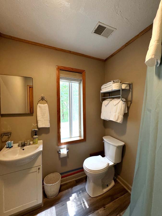 The Dogwood at Timberline Cabins bathroom