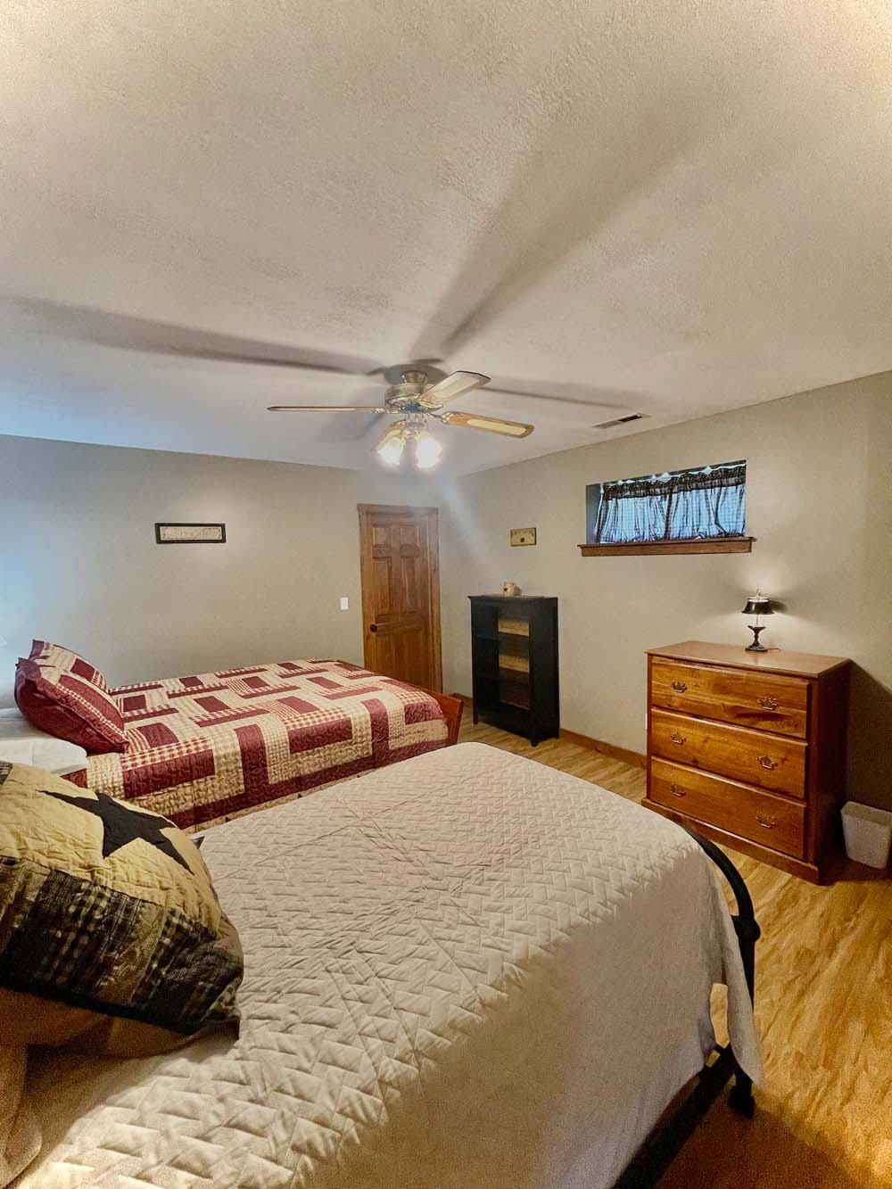 Hillside Hideaway Lodge at Timberline Cabins Rentals at Atwood Lake